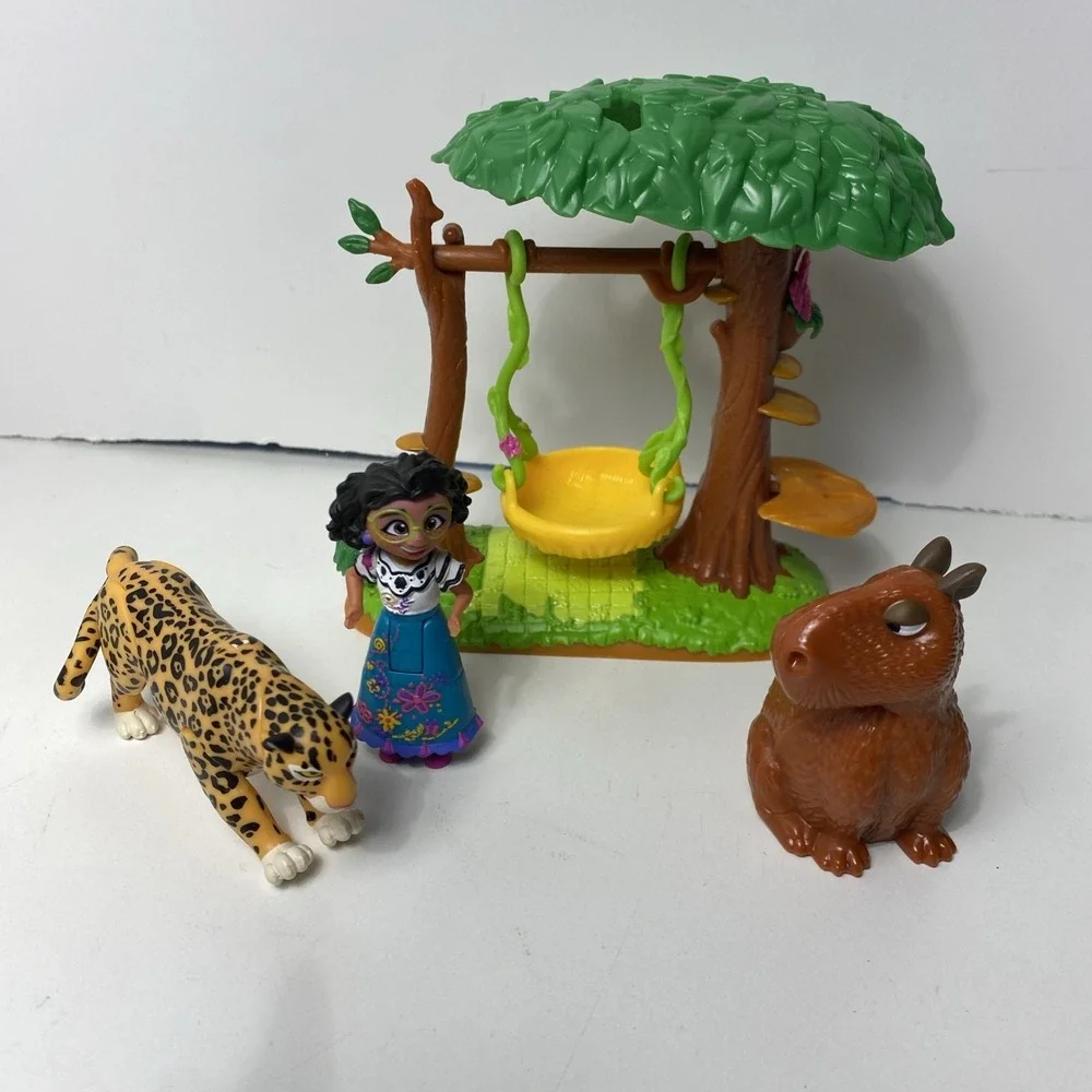 Disney Encanto Antonio Tree House Playset Mirabel Doll Jaguar Capybara Jakks
